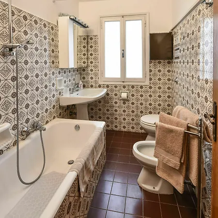 Santa Maria Formosa Apartment *